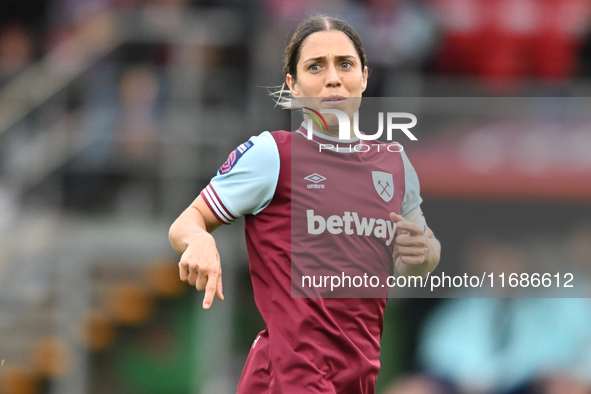 Katrina Gorry (22 West Ham) participates in the Barclays FA Women's Super League match between West Ham United and Arsenal at the Chigwell C...