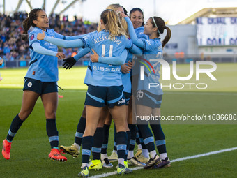 Jill Roord #10 of Manchester City W.F.C. celebrates her goal with teammates during the Barclays FA Women's Super League match between Manche...