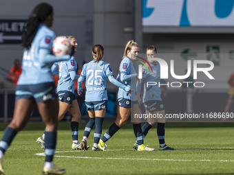 Lauren Hemp #11 of Manchester City W.F.C. celebrates her goal during the Barclays FA Women's Super League match between Manchester City and...