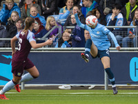 Yui Hasegawa #25 of Manchester City W.F.C. controls the ball during the Barclays FA Women's Super League match between Manchester City and A...