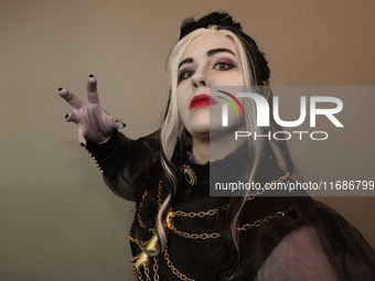 Cosplayer Annie from Manhattan dresses as Laudna from Critical Role for New York Comic Con at the Javits Center in New York City on October...