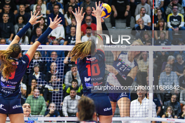 Anna Davyskiba of Il Bisonte Firenze is in action during the Italian women's Serie A1 Tigota Volleyball match between Reale Mutua Fenera Chi...