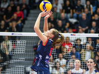 Sarah Van Aalen of Chieri '76 is in action during the Italian women's Serie A1 Tigota Volleyball match between Reale Mutua Fenera Chieri '76...