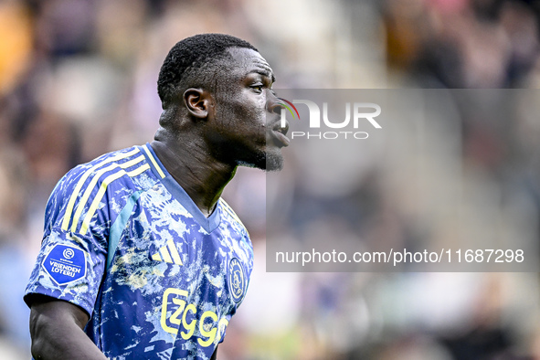 AFC Ajax Amsterdam forward Brian Brobbey plays during the match between Heracles Almelo and Ajax at the Asito Stadium for the Dutch Eredivis...