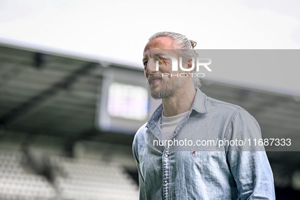 AFC Ajax Amsterdam goalkeeper Remko Pasveer participates in the match between Heracles Almelo and Ajax at the Asito stadium for the Dutch Er...