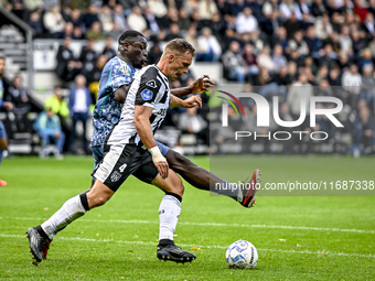 AFC Ajax Amsterdam forward Brian Brobbey and Heracles Almelo defender Damon Mirani play during the match between Heracles Almelo and Ajax at...