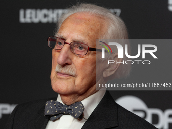 Dr. Leon Weintraub, the Holocaust survivor, is on the red carpet of the photocall for the film ''Feuhren und Verfuehrer'' at Film Palast in...