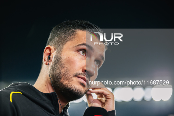 Head Coach Nuri Sahin of Borussia Dortmund looks on before the Bundesliga match between Borussia Dortmund and FC St. Pauli 1910 at Signal Id...