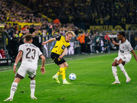 Julian Brandt of Borussia Dortmund plays the ball during the Bundesliga match between Borussia Dortmund and FC St. Pauli 1910 at Signal Idun...