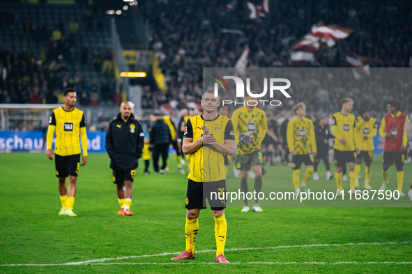 Julian Ryerson of Borussia Dortmund greets fans after the Bundesliga match between Borussia Dortmund and FC St. Pauli 1910 at Signal Iduna P...