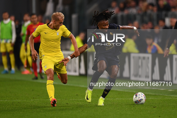 Lazio's Gustav Isaksen battles for the ball with Juventus' Khephren Thuram during the Serie A match between Juventus FC and SS Lazio at Alli...