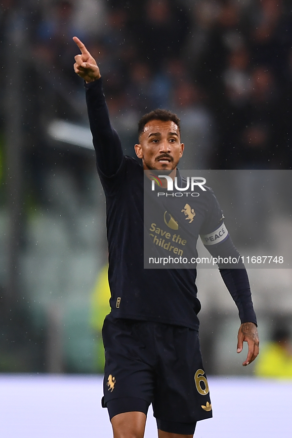 Danilo expresses disappointment during the Serie A match between Juventus FC and SS Lazio at Allianz Stadium in Turin, Italy, on October 19,...