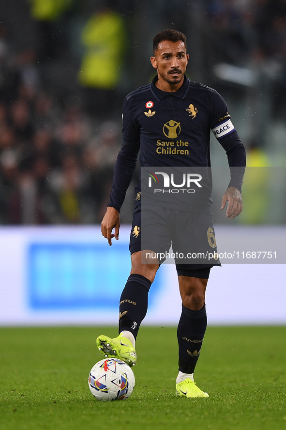 Danilo expresses disappointment during the Serie A match between Juventus FC and SS Lazio at Allianz Stadium in Turin, Italy, on October 19,...