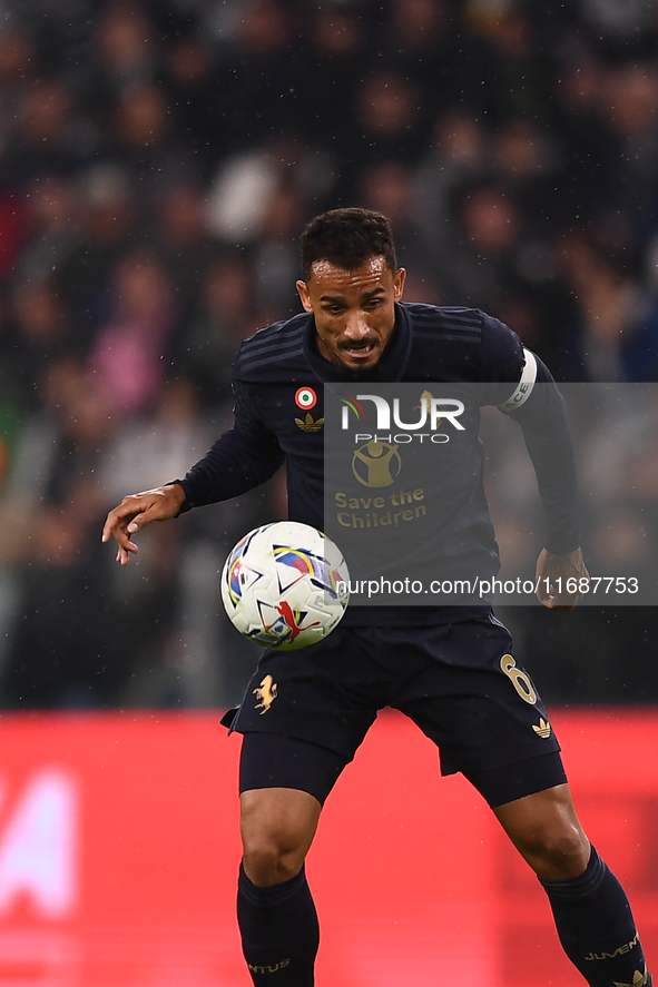 Danilo expresses disappointment during the Serie A match between Juventus FC and SS Lazio at Allianz Stadium in Turin, Italy, on October 19,...