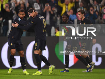 Danilo of Juventus celebrates with Dusan Vlahovic of Juventus during the Serie A match between Juventus FC and SS Lazio at Allianz Stadium i...