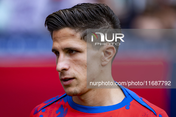 Giuliano Simeone of Atletico de Madrid enters the field during the La Liga EA Sports 2024/25 football match between Atletico de Madrid and C...