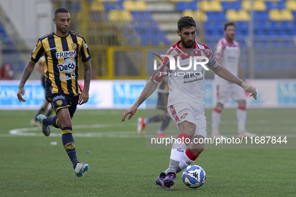 Matteo Bianchetti of Cremonese during the Serie B match between SS Juve Stabia and Cremonese at Stadio Romeo Menti Castellammare Di Stabia I...