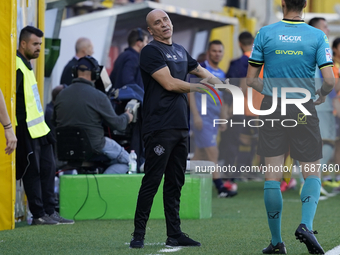 Eugenio Corini Head Coach of Cremonese during the Serie B match between SS Juve Stabia and Cremonese at Stadio Romeo Menti Castellammare Di...