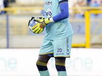 Demba Thiam of SS Juve Stabia during the Serie B match between SS Juve Stabia and Cremonese at Stadio Romeo Menti Castellammare Di Stabia It...