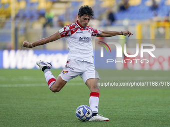 Marco Nasti of Cremonese during the Serie B match between SS Juve Stabia and Cremonese at Stadio Romeo Menti Castellammare Di Stabia Italy o...