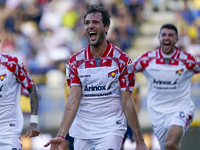 Franco Vazquez of Cremonese during celebrates after scoring the Serie B match between SS Juve Stabia and Cremonese at Stadio Romeo Menti Cas...