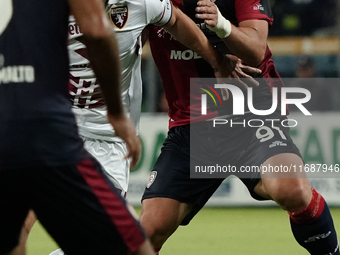 Karol Linetty of Torino FC participates in the Serie A TIM match between Cagliari Calcio and Torino FC in Italy on October 20, 2024 (