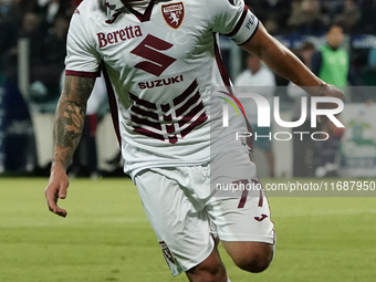 Karol Linetty (Torino FC) celebrates during the Serie A TIM match between Cagliari Calcio and Torino FC in Italy on October 20, 2024 (