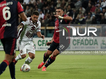 Karol Linetty of Torino FC participates in the Serie A TIM match between Cagliari Calcio and Torino FC in Italy on October 20, 2024 (