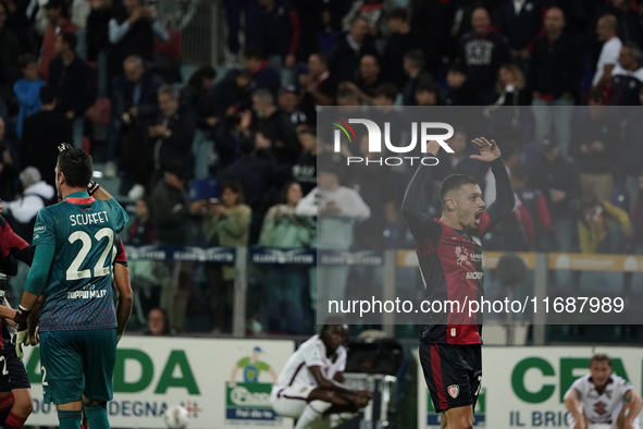 The team of Cagliari celebrates during the Serie A TIM match between Cagliari Calcio and Torino FC in Italy on October 20, 2024 