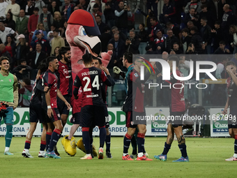 The team of Cagliari celebrates during the Serie A TIM match between Cagliari Calcio and Torino FC in Italy on October 20, 2024 (