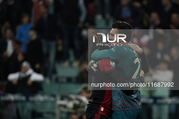 The team of Cagliari celebrates during the Serie A TIM match between Cagliari Calcio and Torino FC in Italy on October 20, 2024 