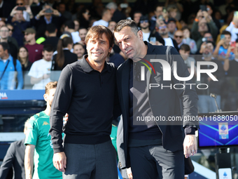 Antonio Conte, manager of SSC Napoli, and Roberto D'Aversa, head coach of Empoli FC, during the Serie A TIM match between Empoli FC and SSC...