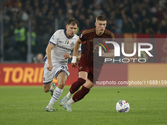 Inter's Nicolo Barella and Roma's Artem Dovbyk participate in the Serie A soccer match between AS Roma and Inter FC at Stadio Olimpico in Ro...