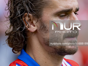 Antoine Griezmann of Atletico de Madrid enters the field during the La Liga EA Sports 2024/25 football match between Atletico de Madrid and...