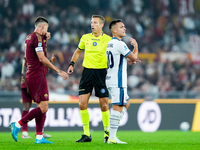 Lautaro Martinez of FC Internazionale argues with referee during the Serie A Enilive match between AS Roma and FC Internazionale at Stadio O...