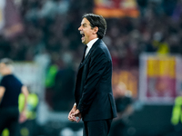 Simone Inzaghi head coach of FC Internazionale yells during the Serie A Enilive match between AS Roma and FC Internazionale at Stadio Olimpi...