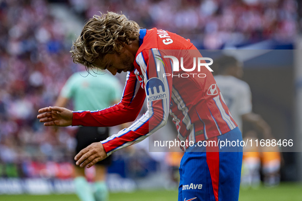 Antoine Griezmann of Atletico de Madrid appears disappointed after missing a goal during the La Liga EA Sports 2024/25 football match betwee...