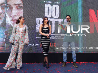 Bollywood actors Kajol, Kirti Sanon, and Shaheer Sheikh promote their upcoming film 'Do Patti' in Jaipur, Rajasthan, India, on October 21, 2...