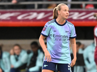 Beth Mead (9 Arsenal) looks on during the Barclays FA Women's Super League match between West Ham United and Arsenal at the Chigwell Constru...