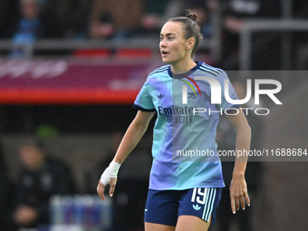 Caitlin Foord (19 Arsenal) has a bandaged hand during the Barclays FA Women's Super League match between West Ham United and Arsenal at the...