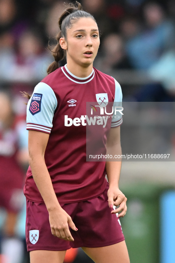 Amber Tysiak (5 West Ham) looks on during the Barclays FA Women's Super League match between West Ham United and Arsenal at the Chigwell Con...