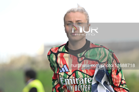 Leah Williamson (6 Arsenal) stands after the final whistle during the Barclays FA Women's Super League match between West Ham United and Ars...