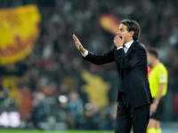 Simone Inzaghi head coach of FC Internazionale yells during the Serie A Enilive match between AS Roma and FC Internazionale at Stadio Olimpi...