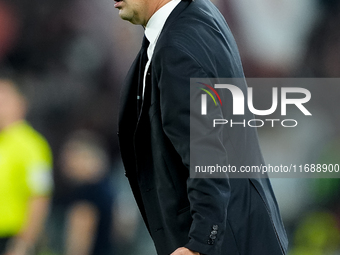 Simone Inzaghi head coach of FC Internazionale gestures during the Serie A Enilive match between AS Roma and FC Internazionale at Stadio Oli...