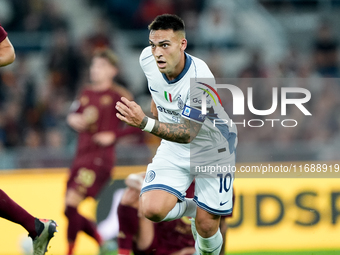 Lautaro Martinez of FC Internazionale celebrates after scoring first goal during the Serie A Enilive match between AS Roma and FC Internazio...