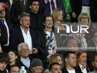 Ron Wood attends the match between FC Barcelona and Sevilla FC, corresponding to week 10 of LaLiga EA Sports, at the Lluis Companys Stadium...