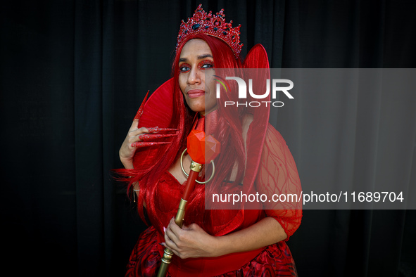 Cosplayer Phoebe from New York City dresses as the Queen of Hearts from Descendants 4 for New York Comic Con at the Javits Center in New Yor...