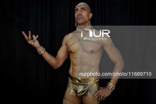 Cosplayer Dimitri from Brooklyn dresses as Xerxes from the movie 300 for New York Comic Con at the Javits Center in New York City, on Octobe...