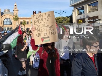 Pro palestinian demonstration in Bari, Italy, on October 21, 2024. (