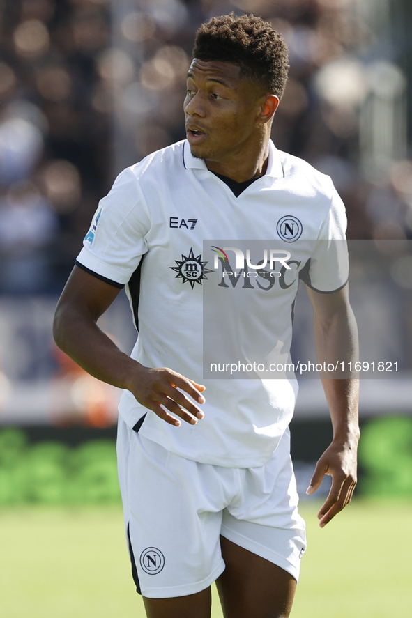 Napoli's David Neres looks on during the Serie A soccer match between Empoli FC and SSC Napoli at Stadio Carlo Castellani in Empoli, Italy,...